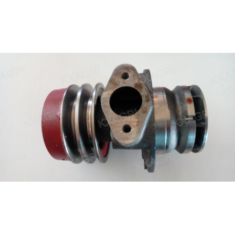 POMPE À EAU FIAT CNH RÉF : 586017