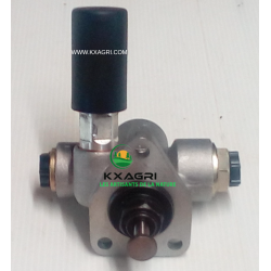 POMPE D'ALIMENTATION EN CARBURANT POUR TRACTEURS FENDT - MASSEY FERGUSON Référence: CERMAG : 12985