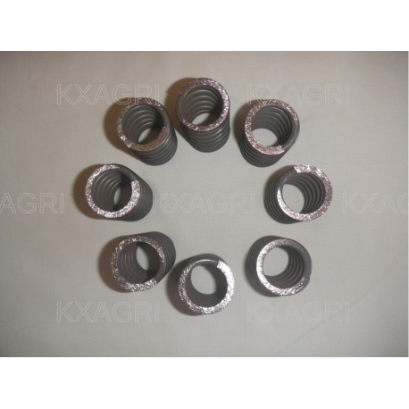 Kit complet de 8 ressorts pour embrayages de direction de chenillards Fiat, hauteur libre 62 mm et diamètre extérieur 34 mm.